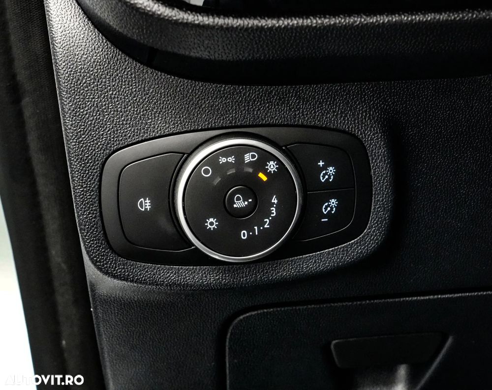 Ford Fiesta 1.0 EcoBoost Titanium - 20