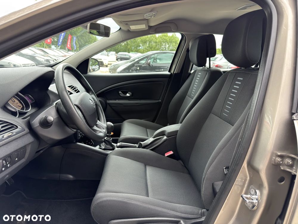 Renault Megane 1.6 16V Dynamique - 25