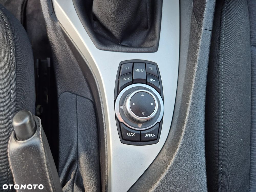 BMW X1 xDrive18d - 37