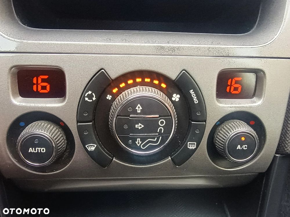 Peugeot 308 120 VTi Premium - 16