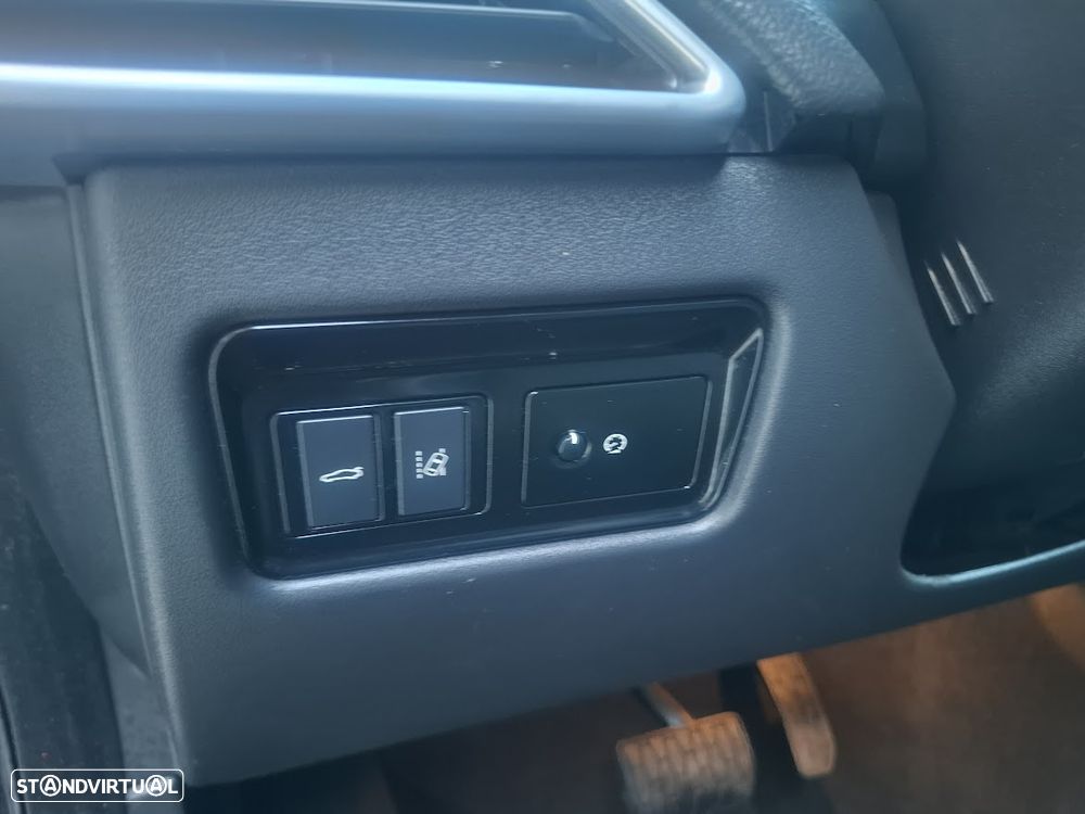 Jaguar XE 2.0 D Prestige Aut. - 29