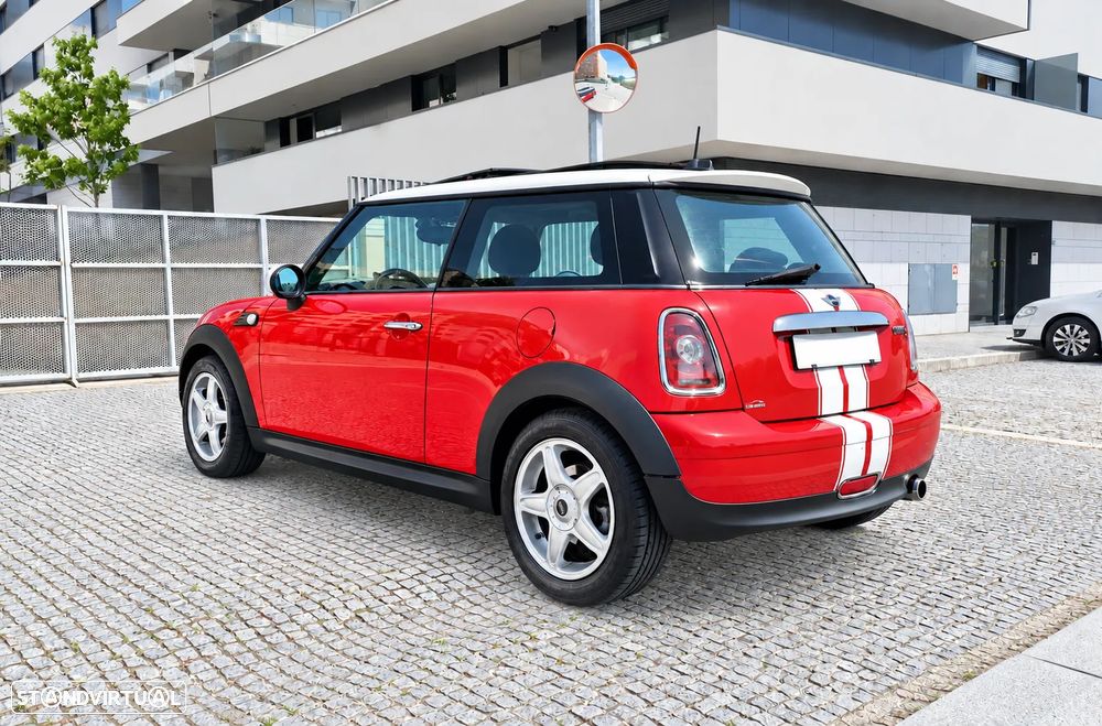 MINI 3 Portas Cooper D - 16