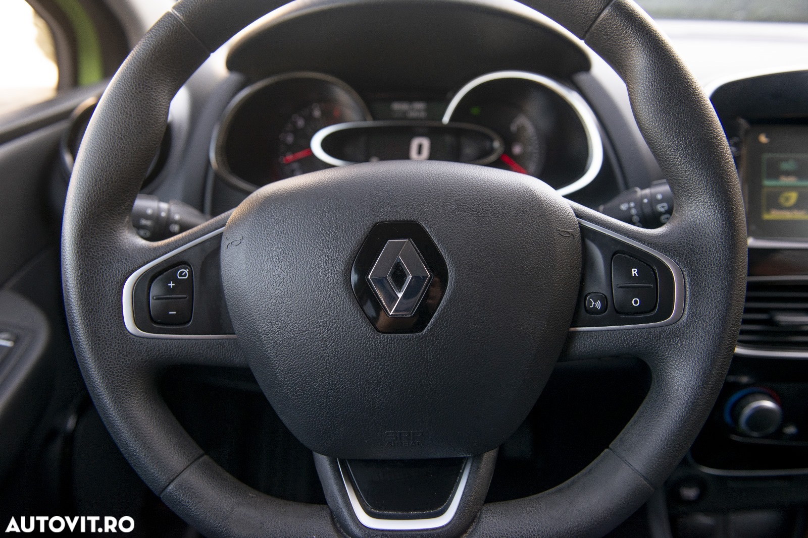 Renault Clio (Energy) dCi 90 Start & Stop LIMITED - 17