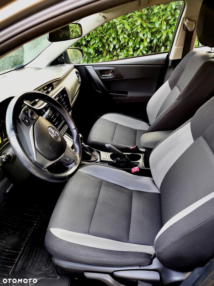 Toyota Auris 1.33 VVT-i Active - 6