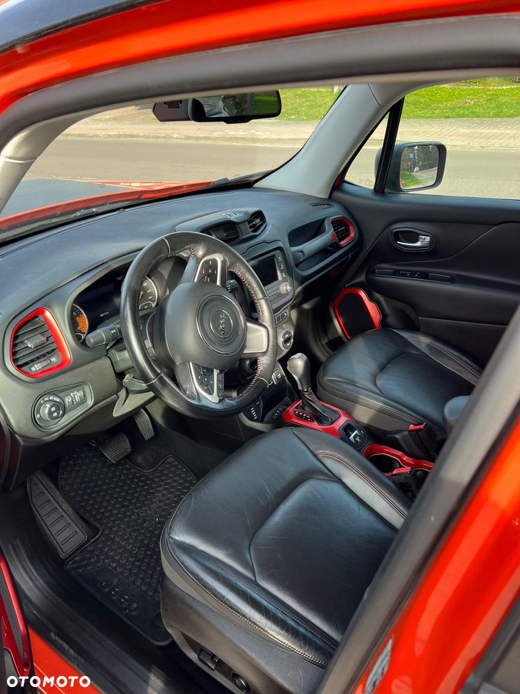 Jeep Renegade - 15