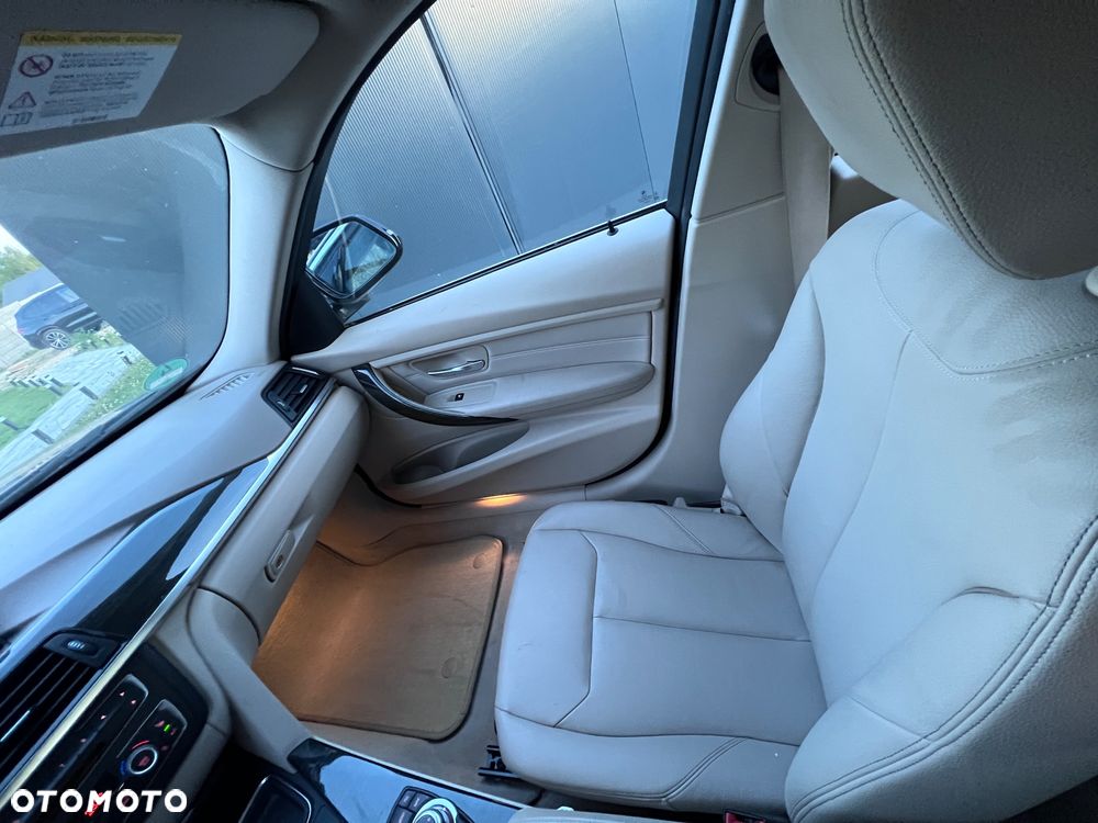 BMW Seria 3 - 22