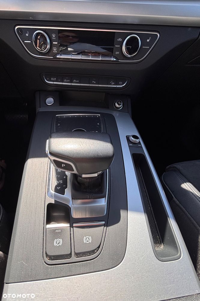 Audi Q5 40 TDI Quattro S tronic - 9