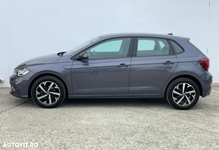 Volkswagen Polo - 4