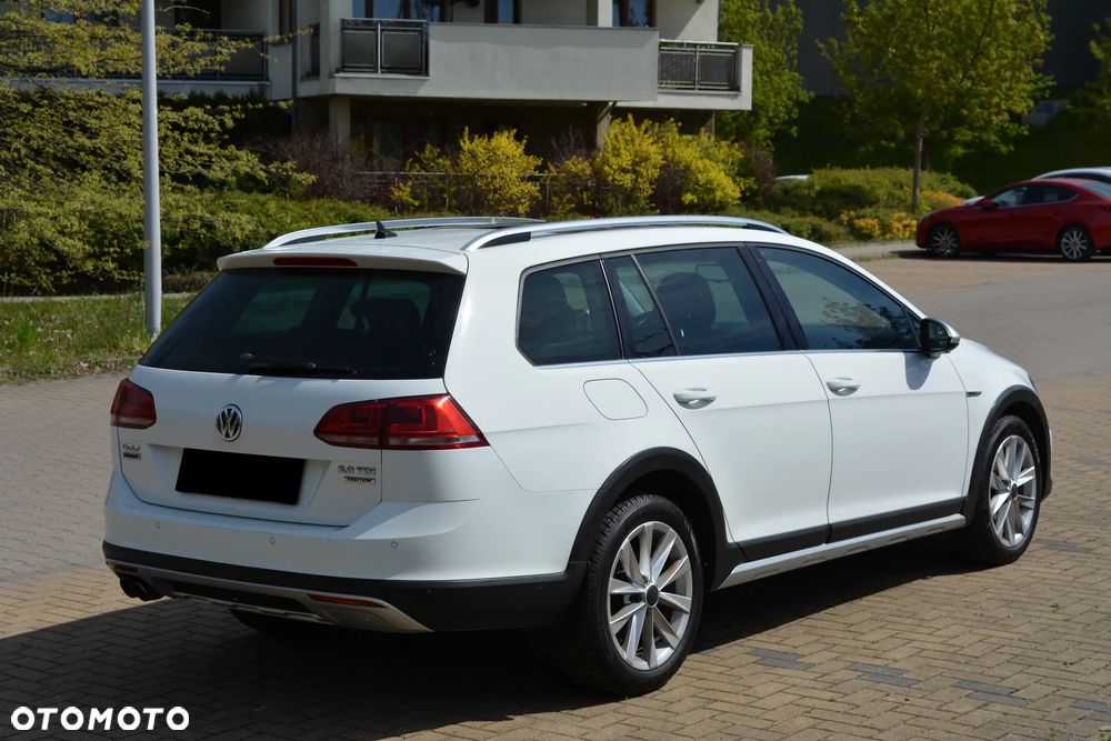 Volkswagen Golf Alltrack 2.0 TDI 4Motion BlueMotion Technol - 31