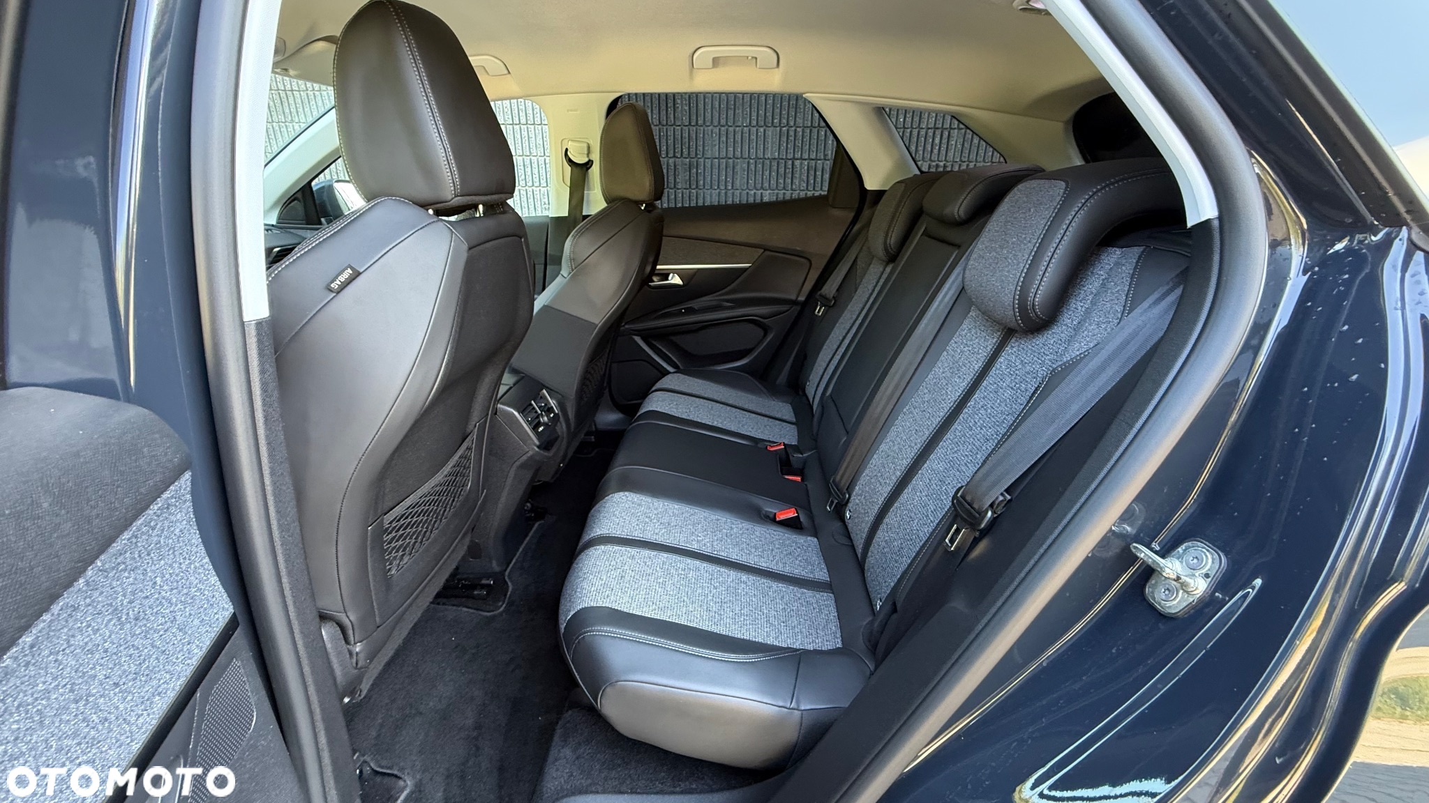 Peugeot 3008 BlueHDi 130 Stop & Start EAT8 Allure - 18