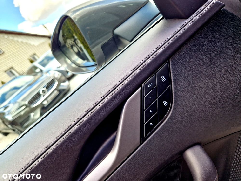 Porsche 911 Carrera PDK - 19