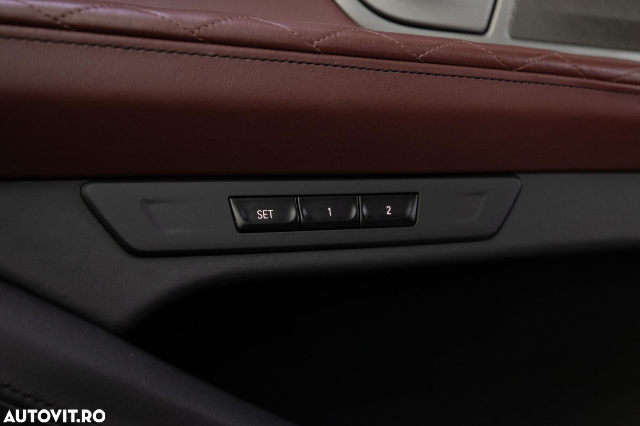 BMW Seria 7 - 28