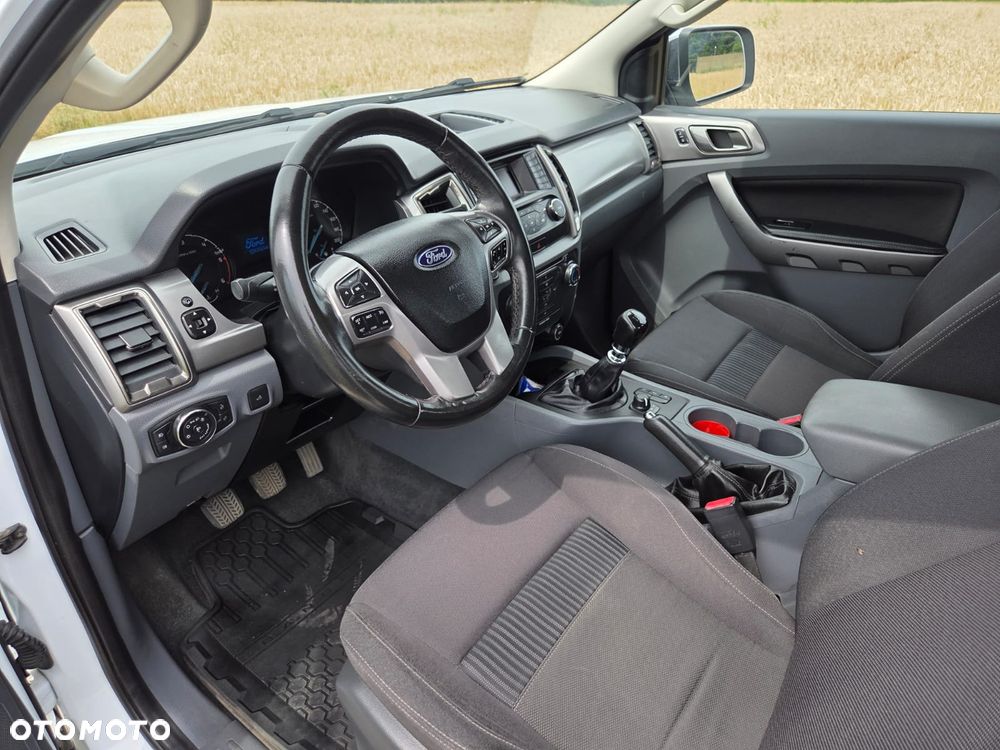 Ford Ranger - 10