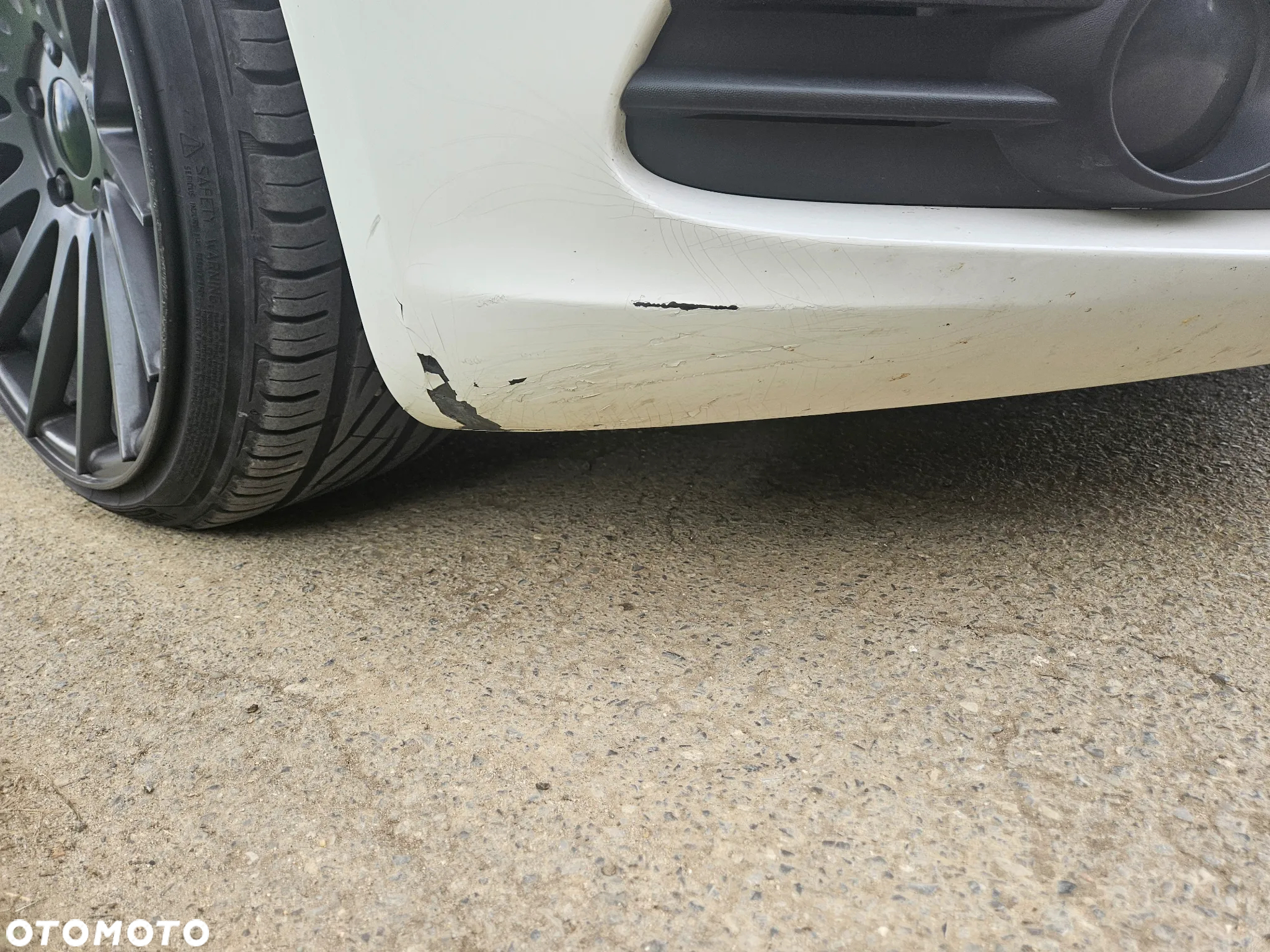 Volkswagen Scirocco 2.0 TDI - 13