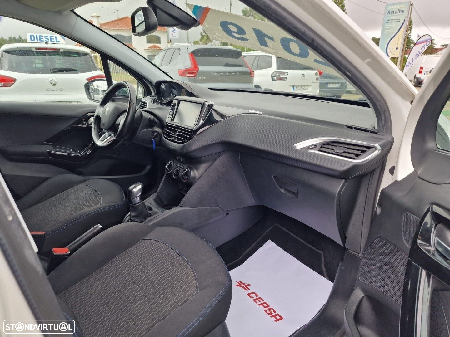 Peugeot 208 1.5 BlueHDi Signature - 7