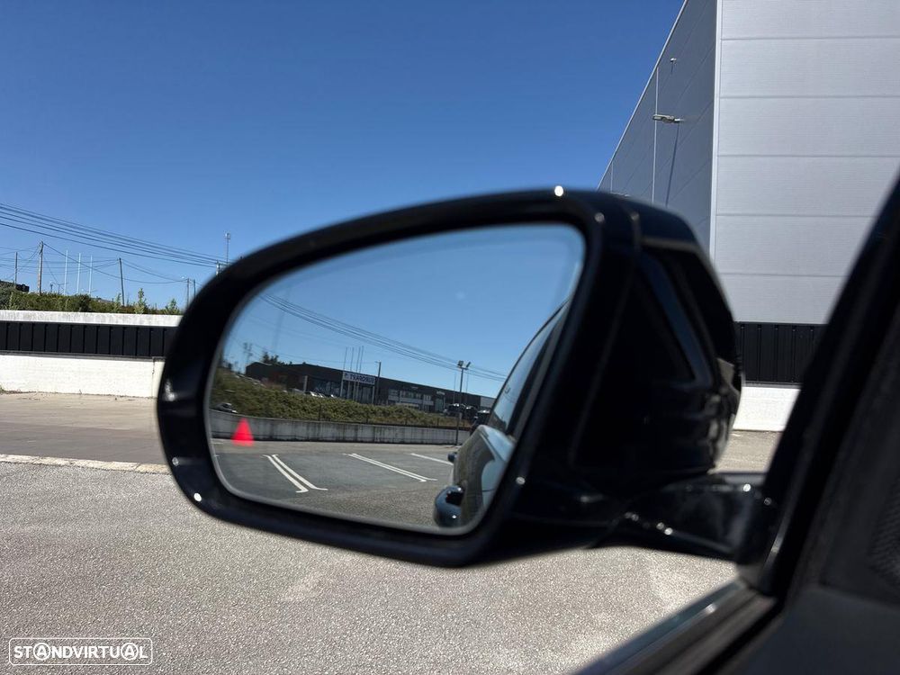 Mercedes-Benz E 300 - 17