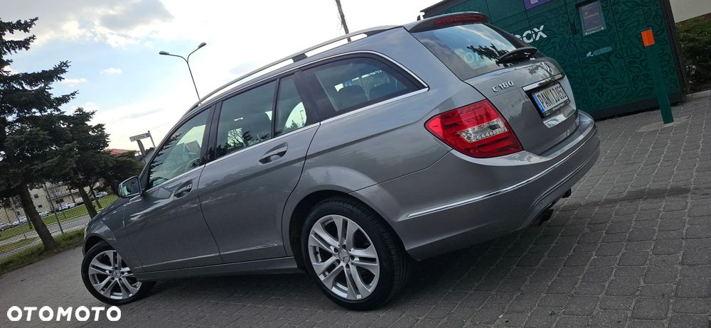 Mercedes-Benz Klasa C 180 Kompressor Automatik BlueEFFICIENCY Avantgarde - 3