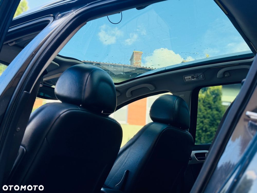 Peugeot 407 2.2 HDi Premium - 12