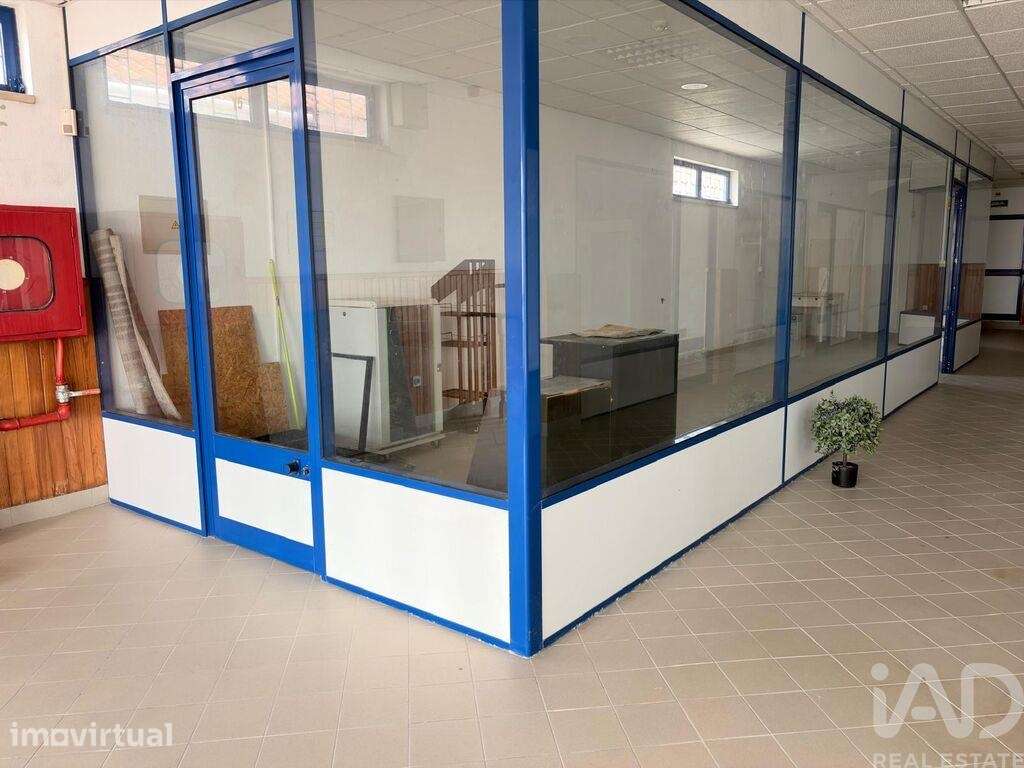 Loja / Estabelecimento Comercial em Peniche de 34,00 m² - View 3