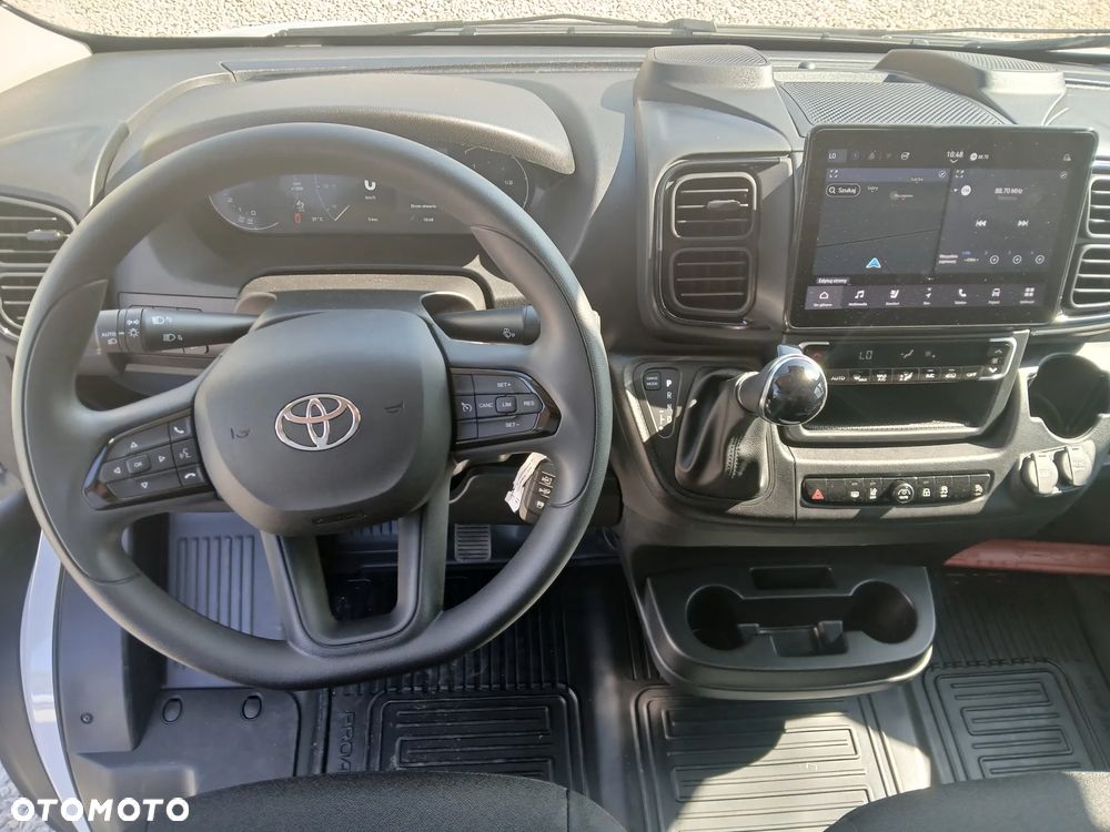 Toyota PROACE MAX Van z zabudową izotermiczną. - 33