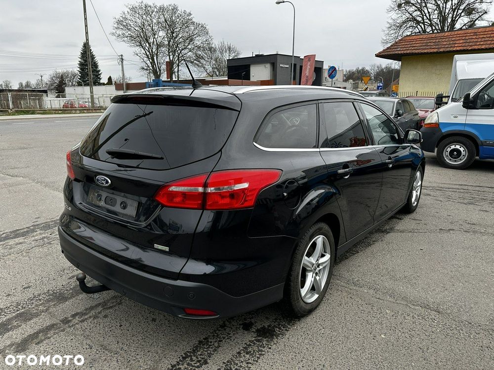 Ford Focus 1.0 EcoBoost Titanium Business - 11