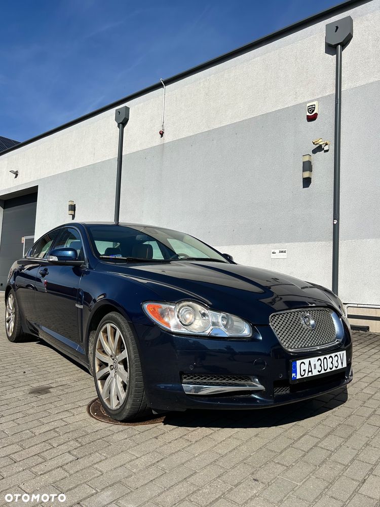 Jaguar XF 2.7 V6 D Luxury - 2