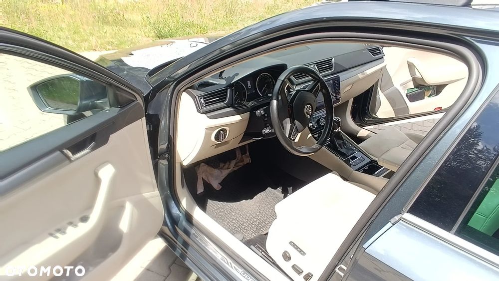 Skoda Superb 2.0 TDI 4x4 Style - 11