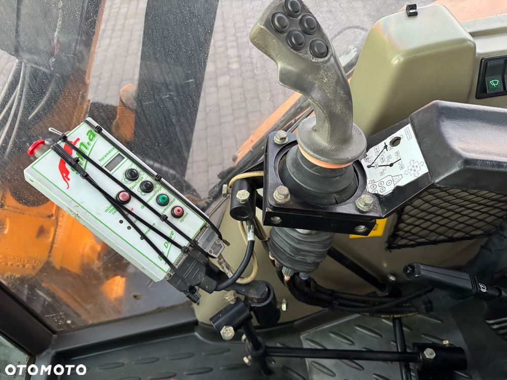 Renault Ergos 2009r. Kosiarka Bijakowa Klima WOM 4x2 - 20