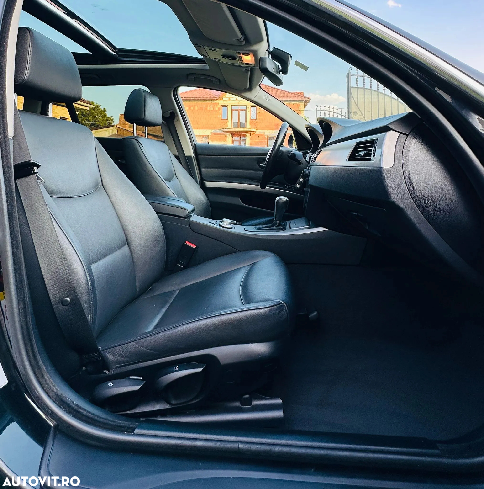 BMW Seria 3 320i Aut. - 7
