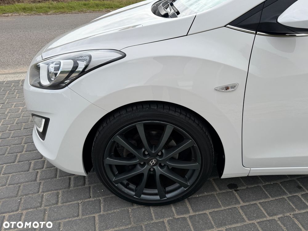Hyundai i30 1.4 CRDi Trend - 11