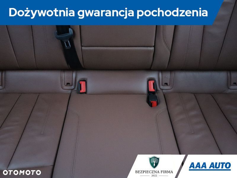 Audi A4 Limousine - 12