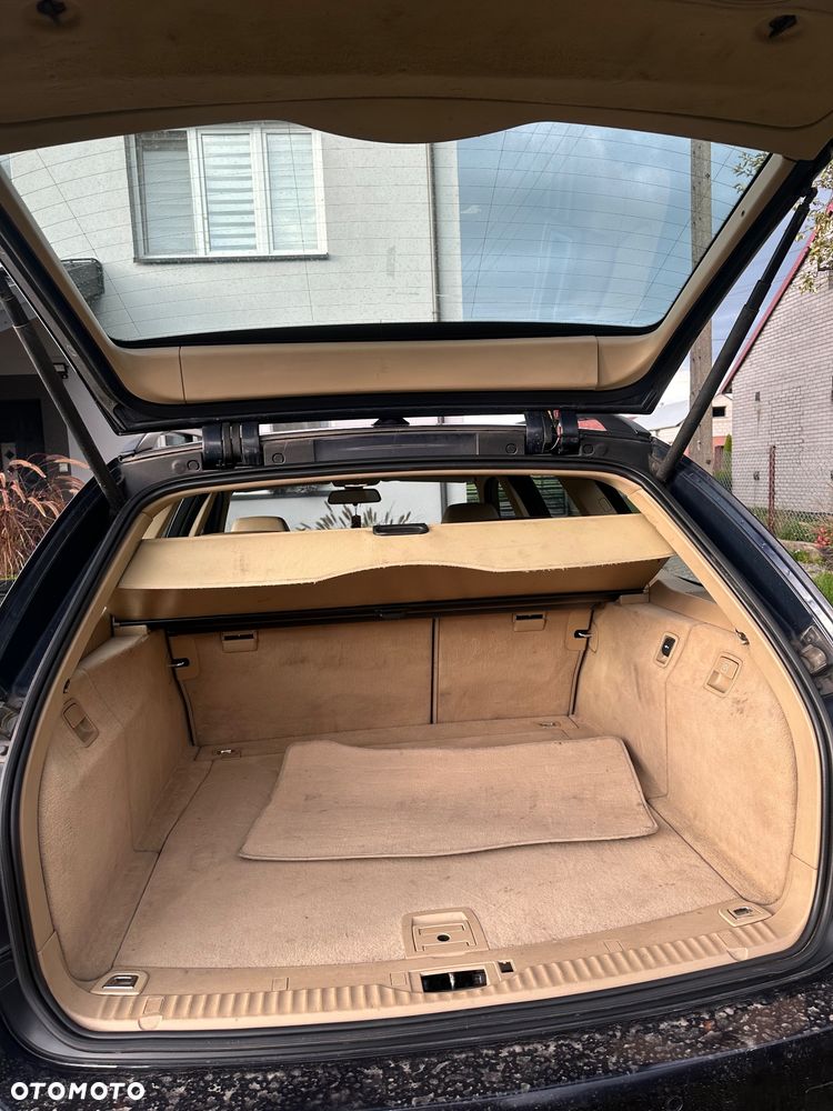 BMW Seria 5 525d - 16