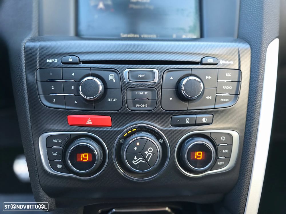 Citroën C4 1.6 e-HDi Exclusive CMP6 - 17