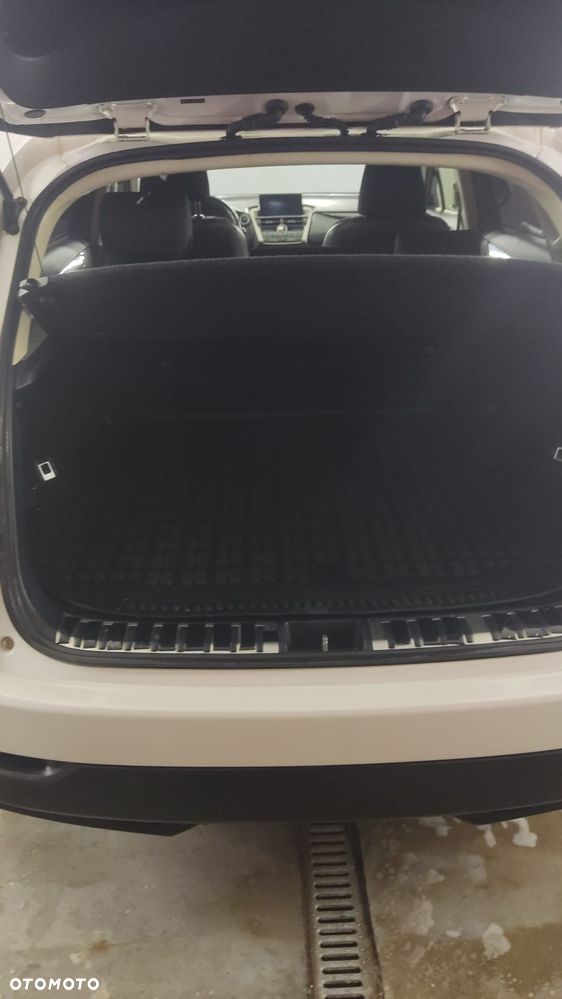 Lexus NX 300h Comfort AWD - 6