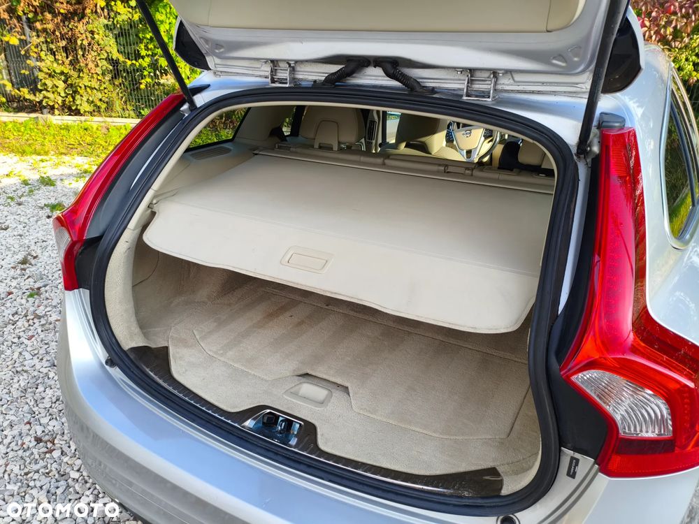Volvo V60 T5 Drive-E Summum - 17