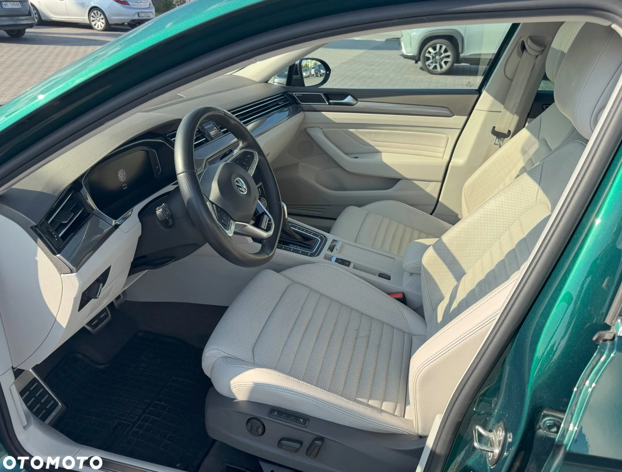 Volkswagen Passat - 9