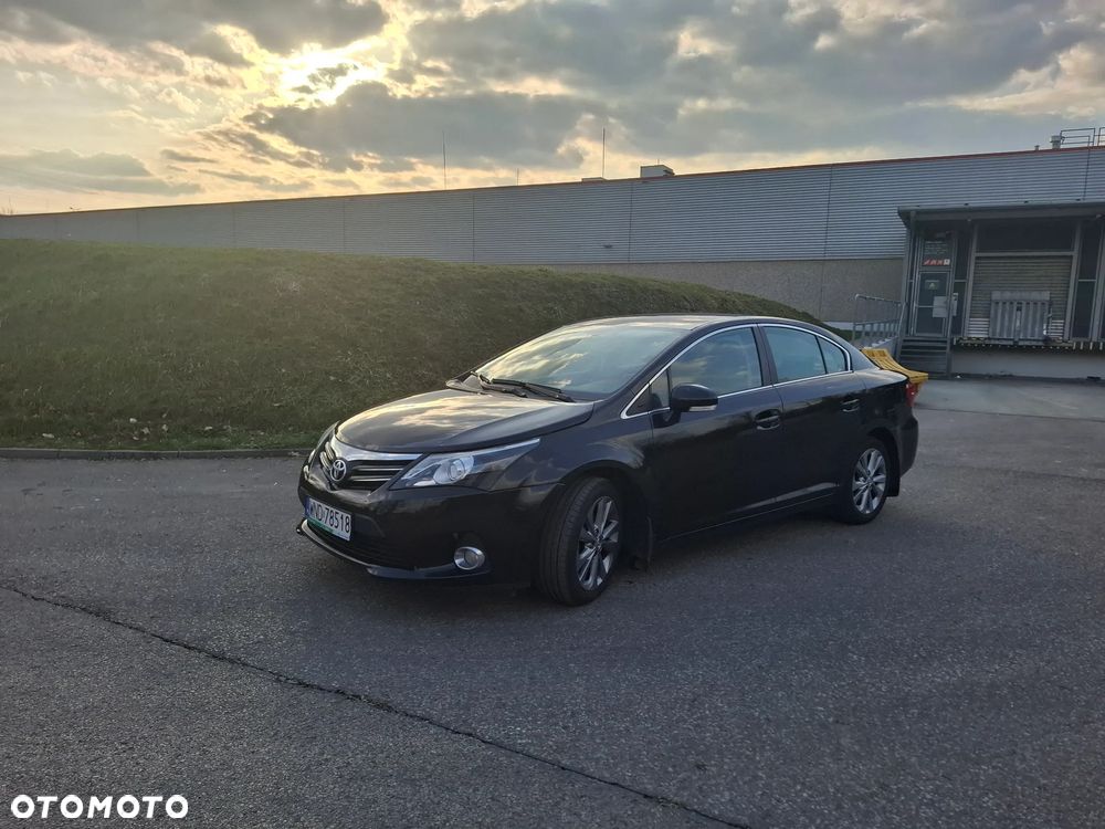 Toyota Avensis 2.0 D-4D Sol - 9