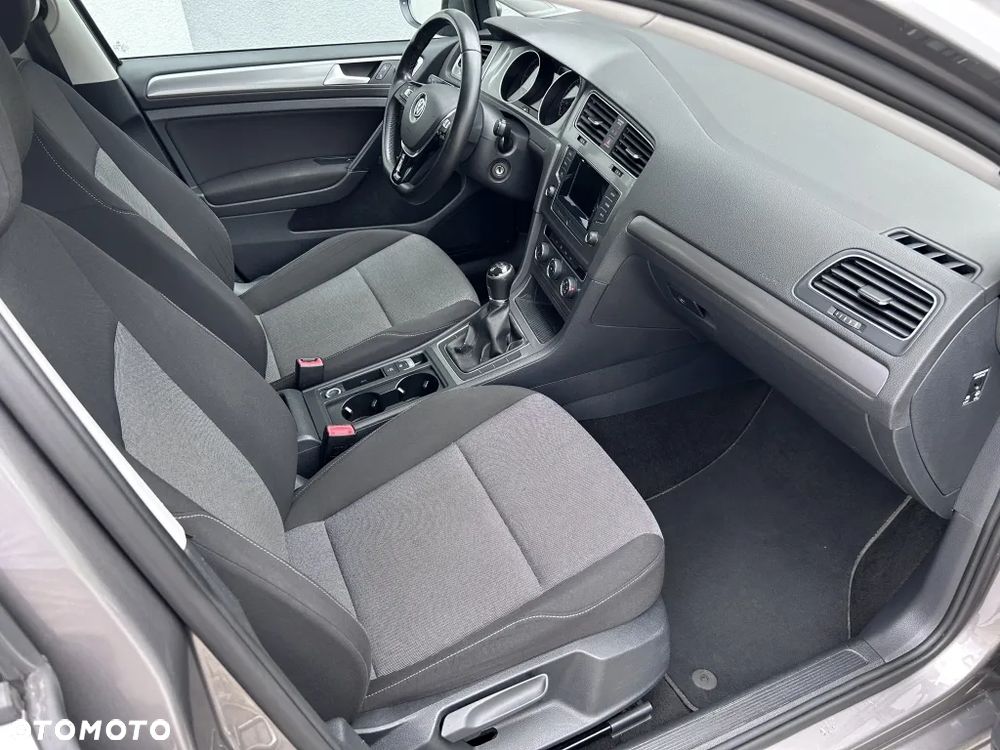 Volkswagen Golf 1.6 TDI Trendline - 15