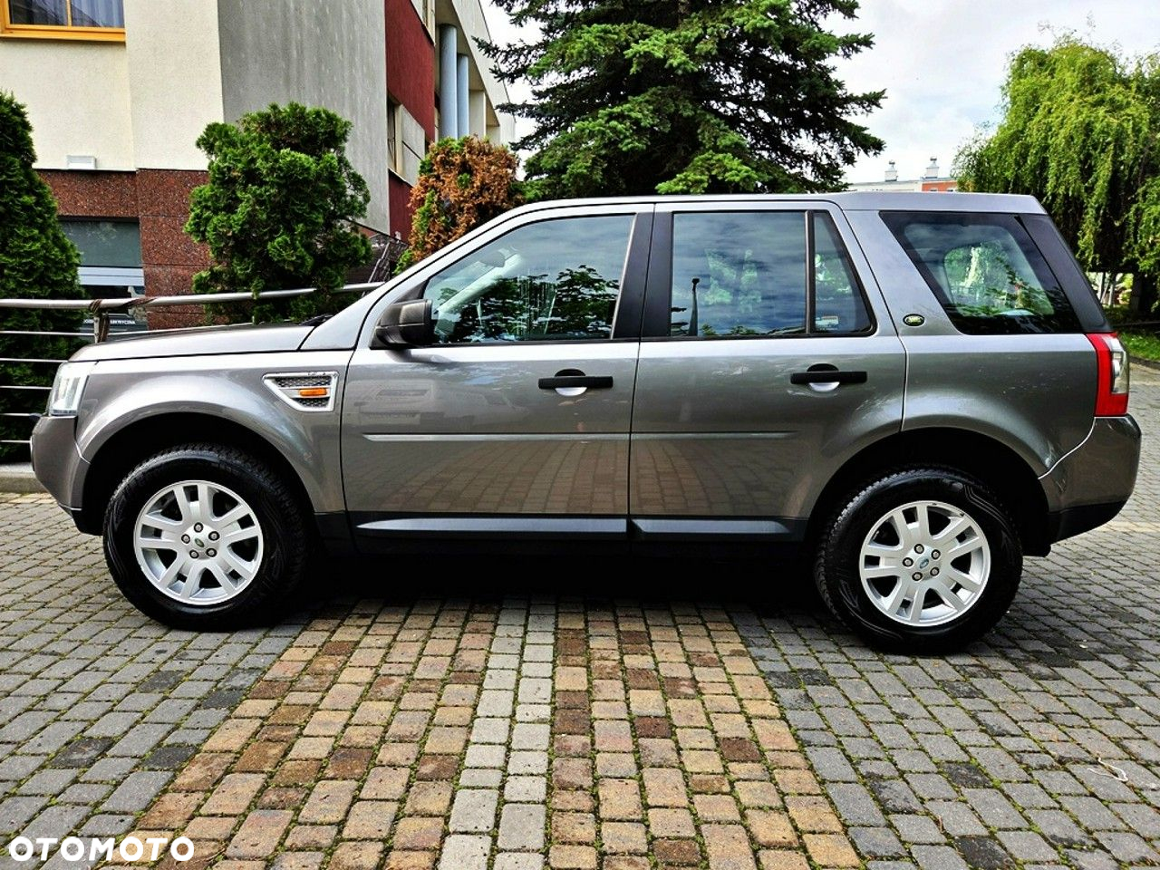 Land Rover Freelander - 28