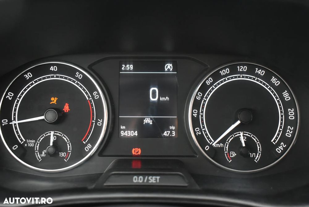 Skoda Fabia 1.0 TSI Ambition - 6