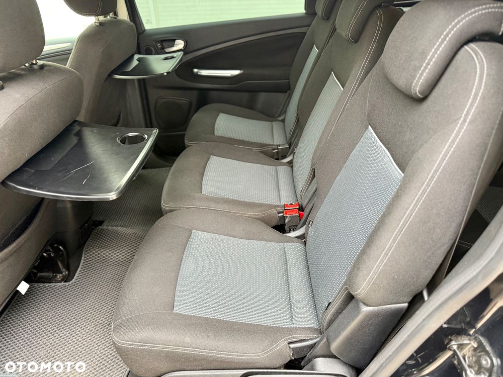 Ford Galaxy - 21