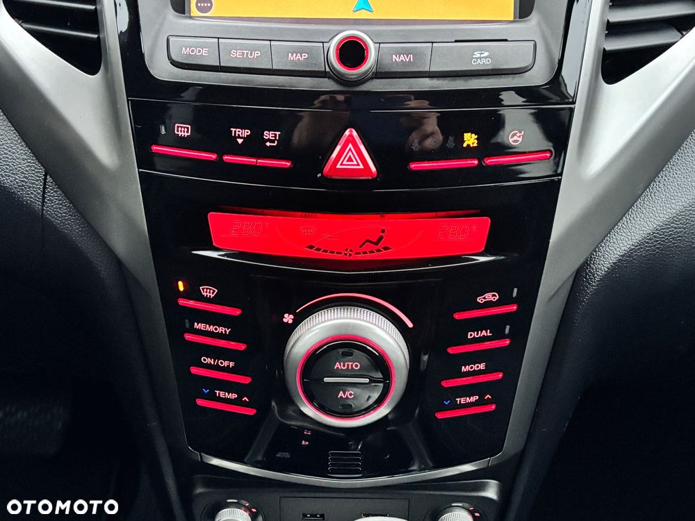 SsangYong/KGM Tivoli 1.6 Quartz - 14