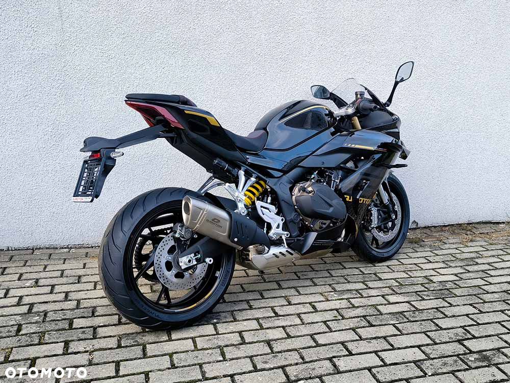 QJMOTOR SRK 800RR - 20