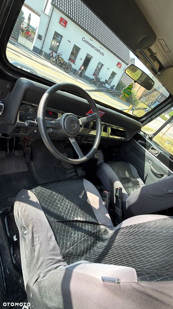 Jeep Wrangler - 6