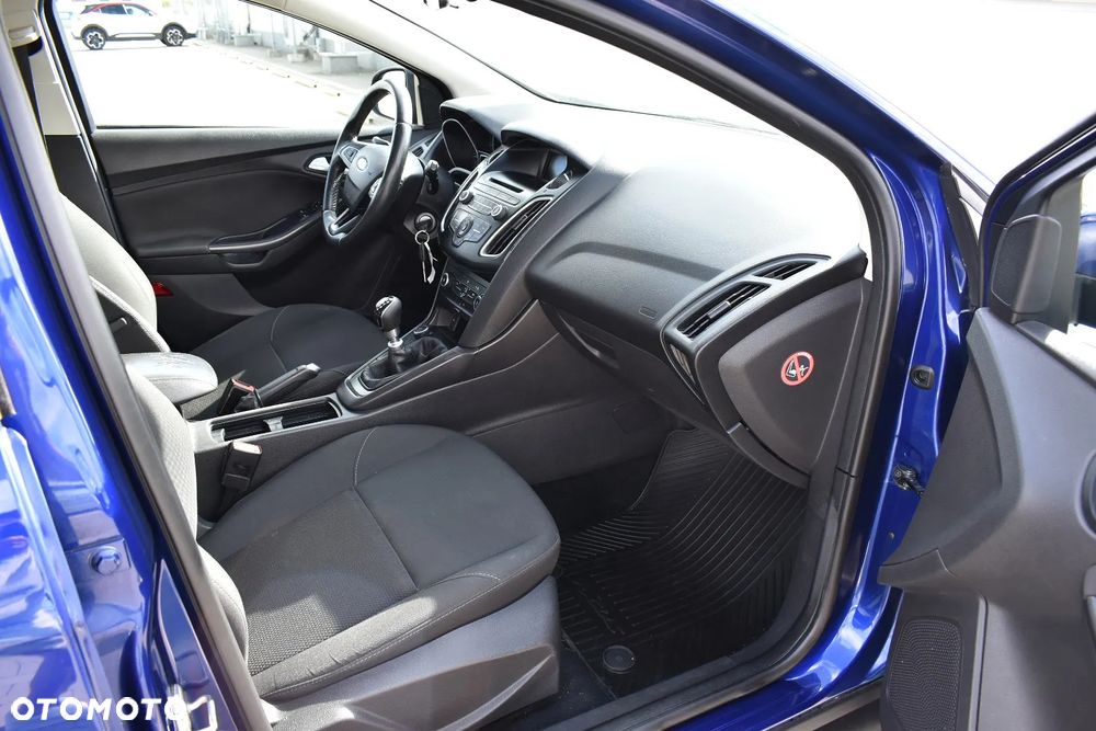 Ford Focus 1.5 TDCi Trend Sport - 11