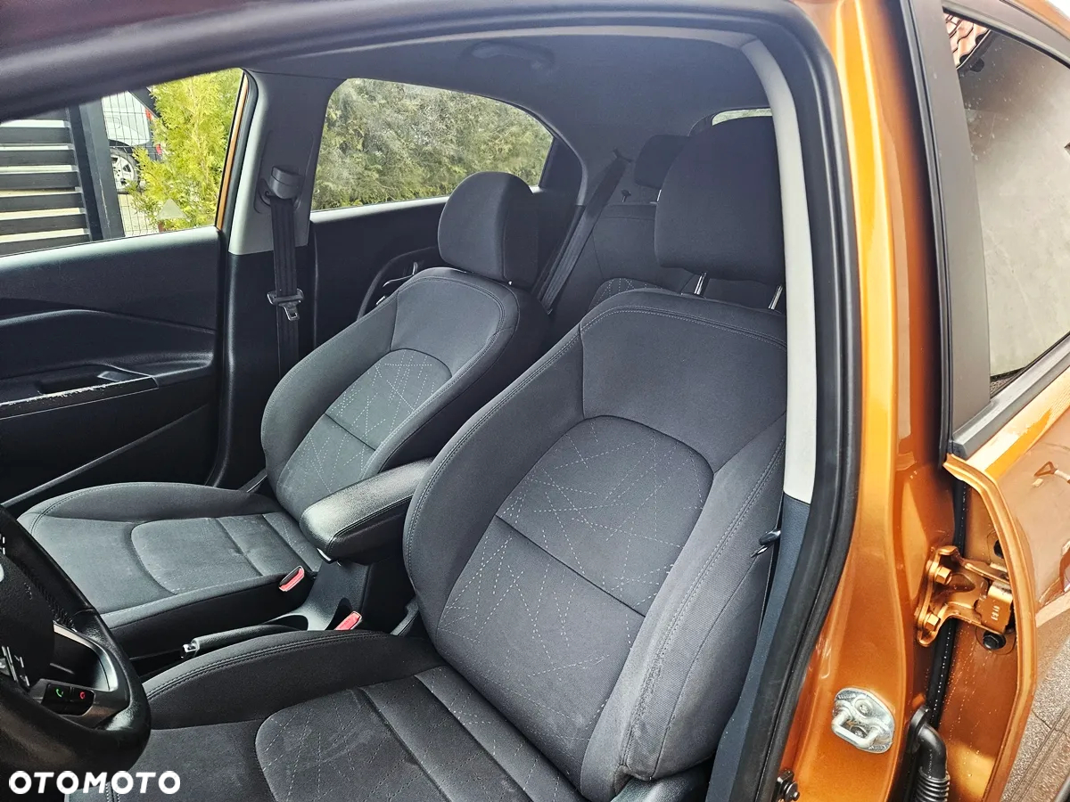 Kia Rio - 6