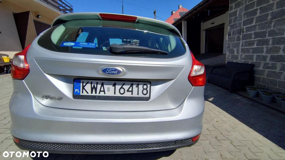 Ford Focus 1.6 Trend - 11