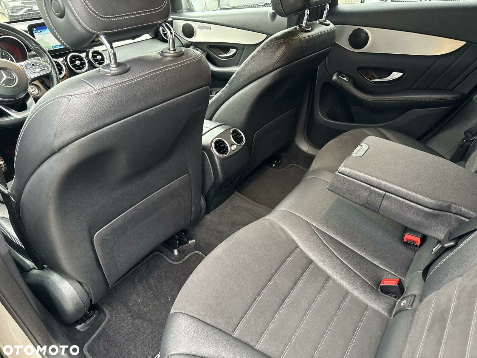 Mercedes-Benz GLC 200 d 4-Matic Business Edition - 17