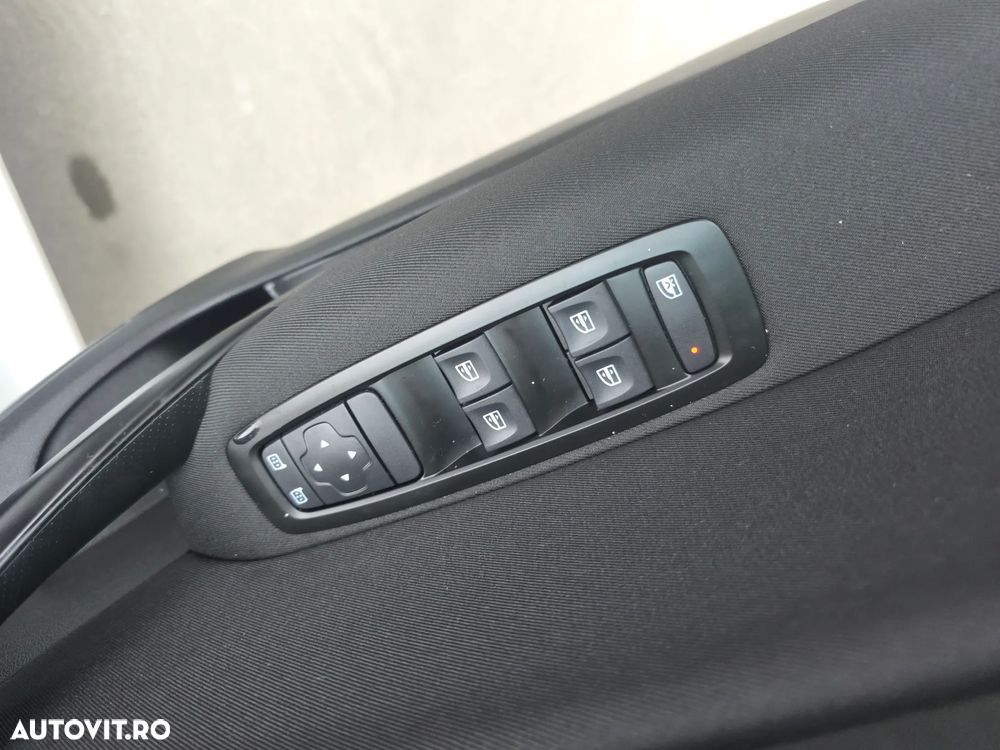 Renault Megane ENERGY dCi 110 LIMITED - 17