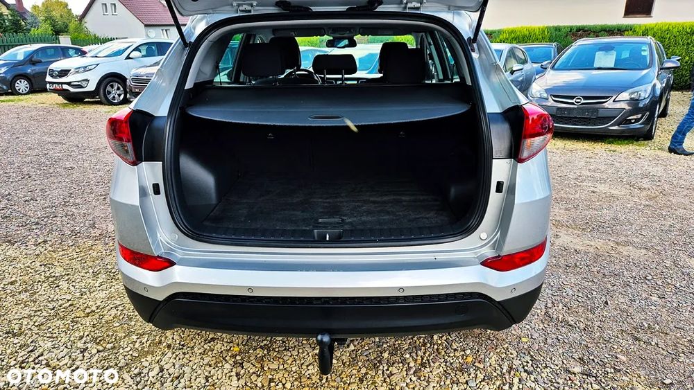 Hyundai Tucson 1.6 GDI BlueDrive GO 2WD - 35